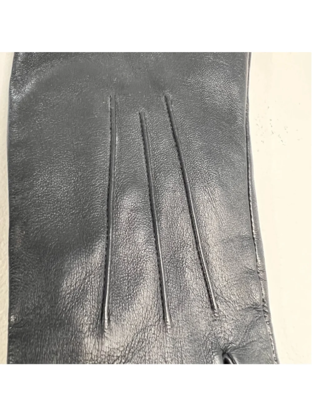 Vintage DENTS Britain buttery soft dark blue leather silk lined gloves 6.5